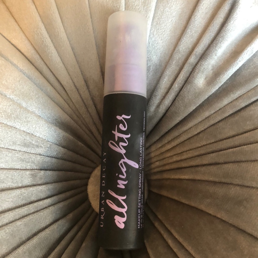 Urban Decay All night making setting spray